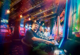Platform 568sport menampilkan kategori sportsbook, kasino live, dan permainan slot